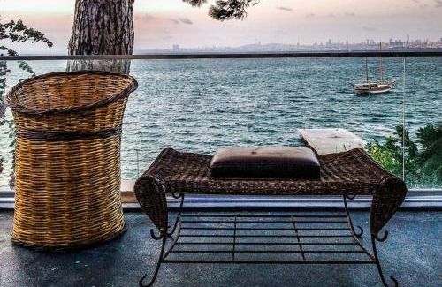 Adalar Villa | The Lucky Dreamer