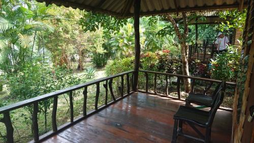 Ranong Hotel | Kwang Peeb Bay Resort กวางปีบ เบย์ รีสอร์ท