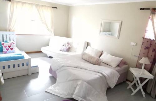 Vineta Bed & Breakfast | Tranquilo Guest House Swakopmund