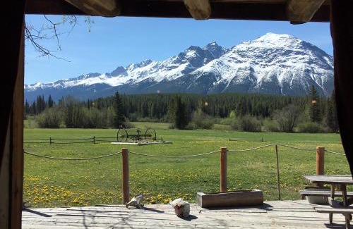 Chilko Lake Cabin | Bracewell's Alpine Wilderness Adventures