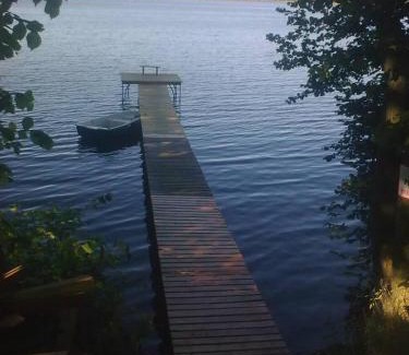 Drawsko Pomorskie Cabin | GAWRA - DOMEK LETNISKOWY NAD JEZIOREM LUBIE