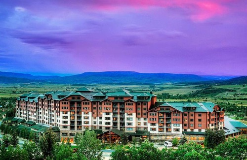 Steamboat Springs Hotel | The Steamboat Grand