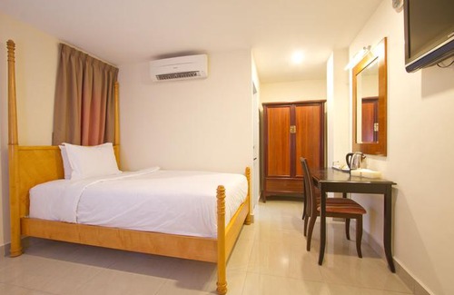 Puttaparthi Hotel | Aum Hotel Puttaparthi