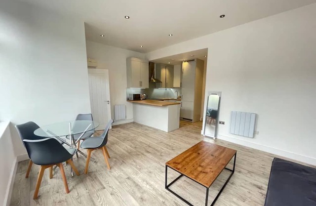 Stylish & Modern 1BD Flat, West Hampstead