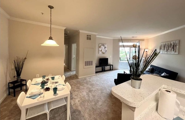 2 Bedroom Home in Bethesda