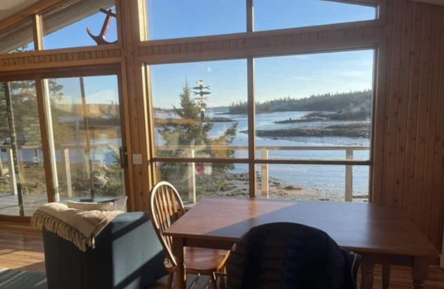 Create memories while enjoying Maine's coast at our quiet, ocean-side hideaway.