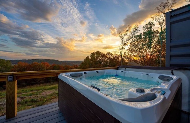Lux Lake View Roof Deck Star Gazing Hot Tub