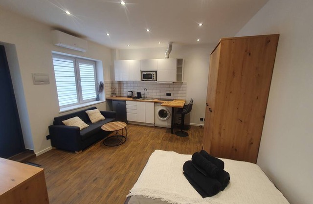 Urban Oasis Studios