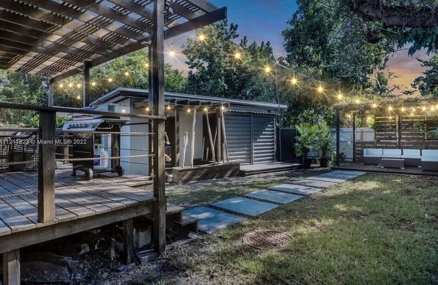 Charming Studio Cottage in Miami