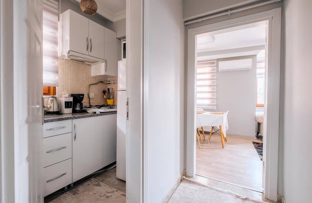 Central Flat Near Golden Horn and Bilgi University