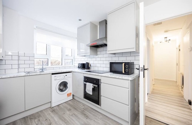 Classy 2 Bedroom Apartment Brixton