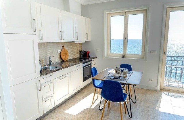 Studio with a beautiful sea view