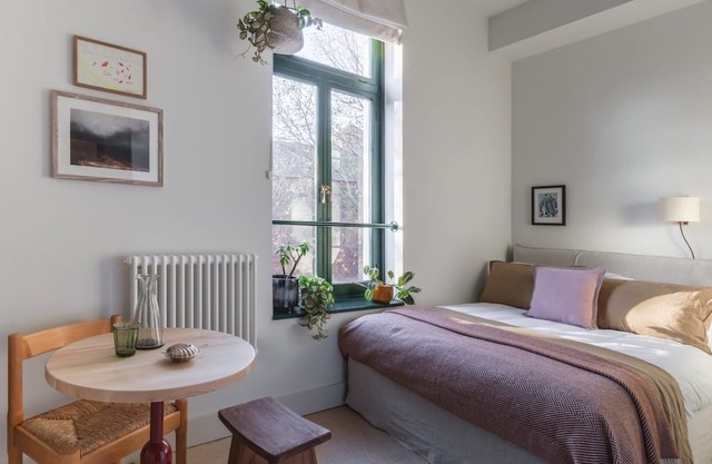 Bermondsey Studio #34