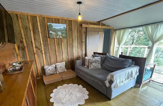 Cabana nas Montanhas com Piscina, Acesso a Represa do Capivari
