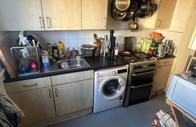 2 BED ARCHWAY