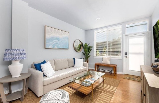 Luxury in the Heart of Seattle