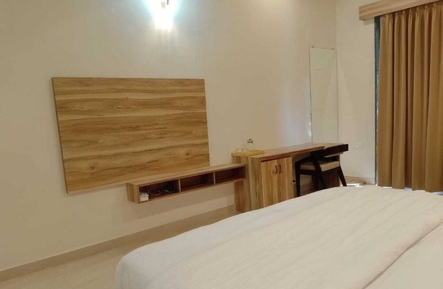 The Udaipur Luxurious Villa With Private Swimming Pool and Graden