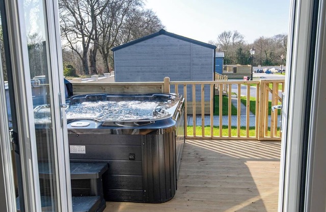 1 bedroom accommodation in Kilwinning