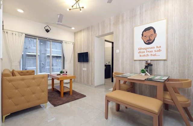 The Art of Comedy – Welcome Inspired Stay