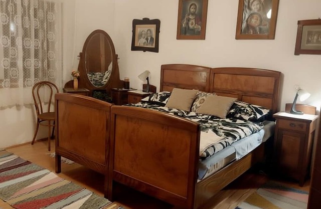 Fabulous 2-bedroom cottage in Staro Petrovo Selo
