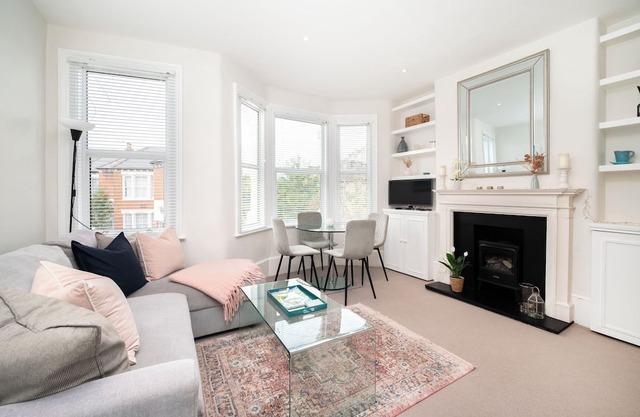 Beautiful Family Flat Fulham 3 Bedroom 2 Bathroom