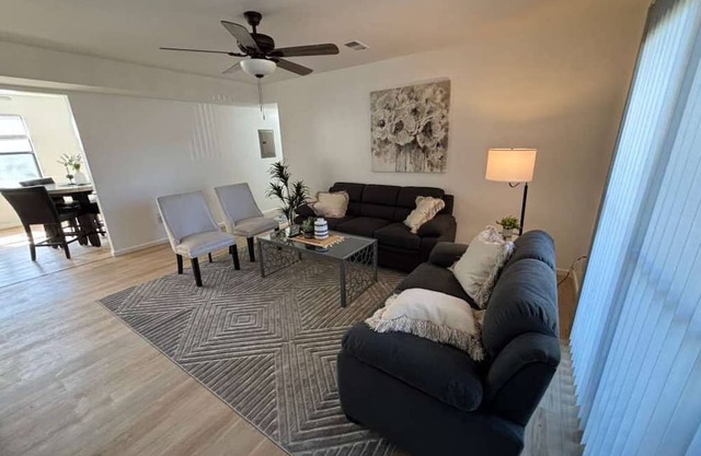 Entire Cozy Apartment Fully Renovated Modern Style