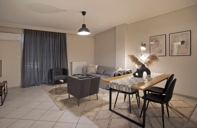 Denimou Home Luxurious 2BR Fully Equipped, Balcony