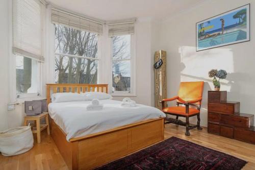 2 Bedroom flat near Notting Hill - with terrace