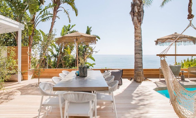 Clifton House | Chic Boutique-Hotel Feel at a Seafront Pad, Clifton