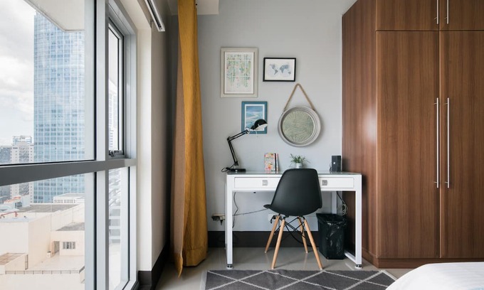 Legazpi Village Apartment | Charming and Sunlit Greenbelt Studio in Heart of Makati