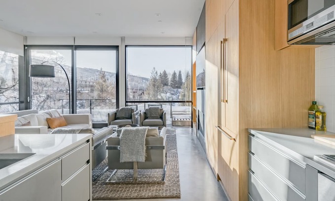 West End House | $7 Million Aspen 4BR | Built 2018 | Walk to Town