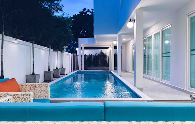South Pattaya Villa | VIP Pool Villa Pattaya 5BR奢华海边泳池别墅/一卧一风格/夜市/沙滩/步行街