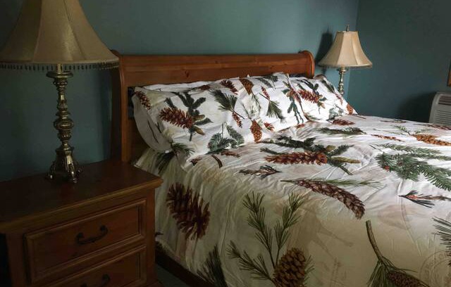 Curtis Hotel | The Pine Bow Room, at SA-WA-QUATO INN
