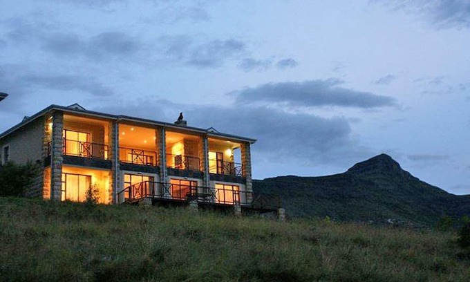 Clarens House | Guinea Fowl Lodge Clarens, Self-catering, sleeps12