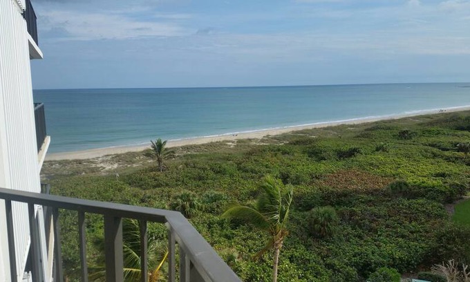 Fort Pierce Shores Apartment | Barclay Beach Club