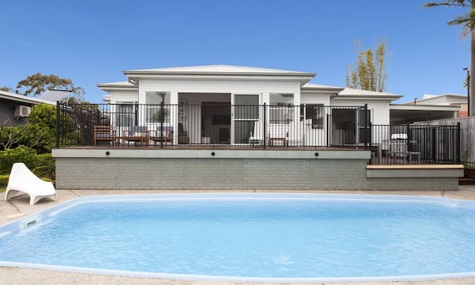 Ulladulla House | PACIFIC SUNRISE everything for couples & families