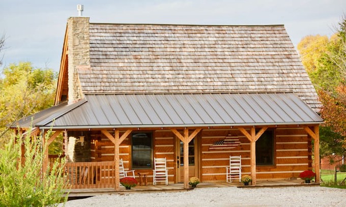 Somerset Cabin | Pecan Grove Cabin