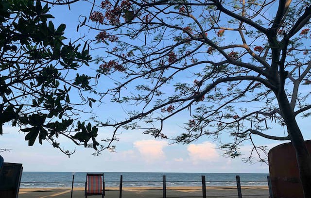Pak Nam Pran House | JJ beachfront house Pranburi