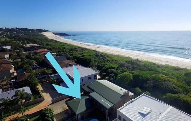 Forster House | Beachfront home on beautiful One Mile Beach