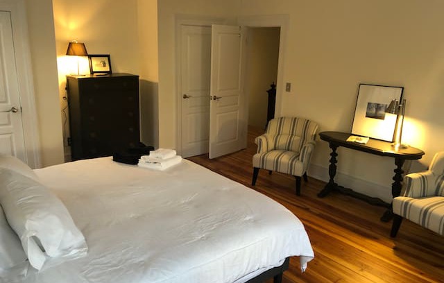 Port Jervis House | Victorian At Orange Square European Room