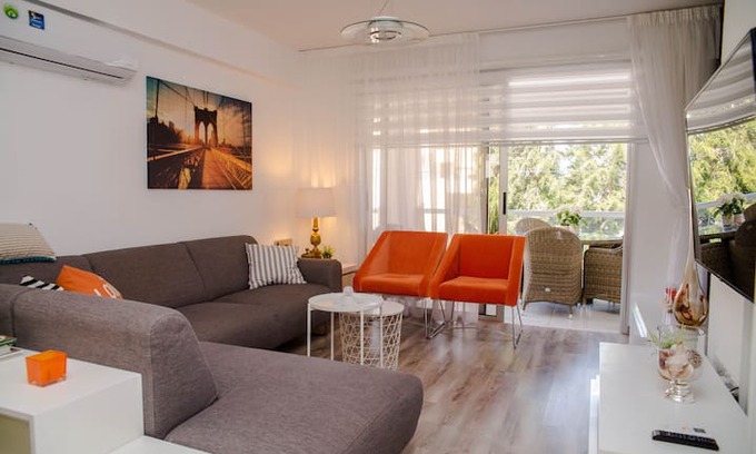 Larnaca Apartment | Melini Suites Boutique apartment
