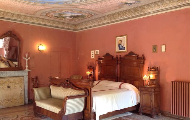 Villanova Mondovi Villa | A Romantic retreat in Villa Corinna