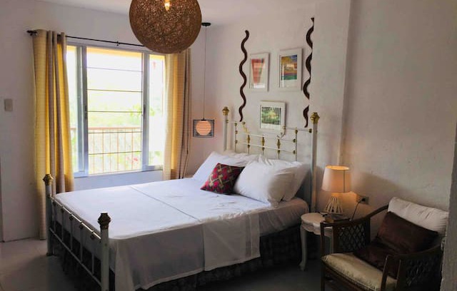 Tagaytay House | Casamara Garden Terrace Rm 4/2