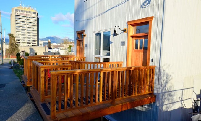 Prince Rupert Apartment | Loft Suite - Full kitchen & laundry