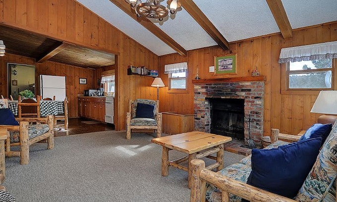 Nathrop Cabin | St. Elmo Cabin at Deer Valley Ranch