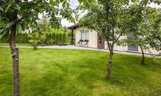 Kaunas House | Small cozy house in the garden