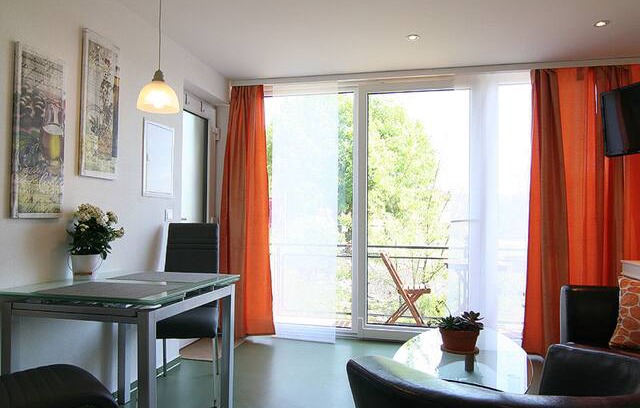Langerwisch Apartment | Helle FeWo auf dem Gutshof mit Pferdepension