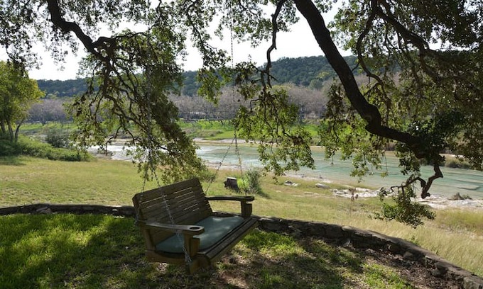 Wimberley House | Beside Still Waters River House on the Blanco