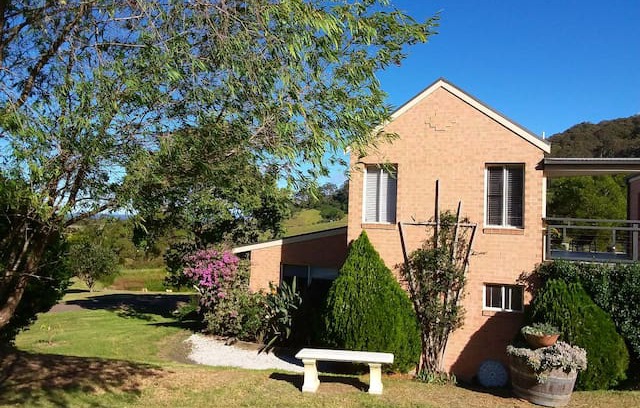 Coolangatta Cabin | KARINYA COTTAGE