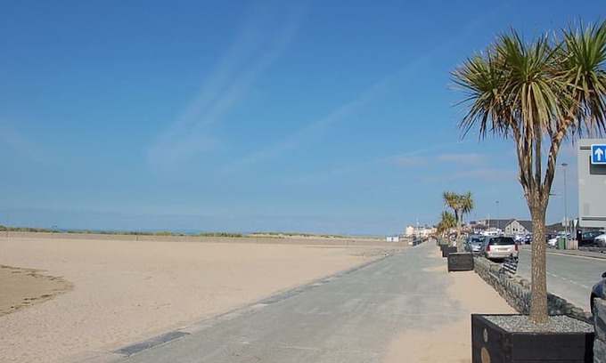 Barmouth House | Mor Iwerddon, Spacious 4 Bed, Holiday Home